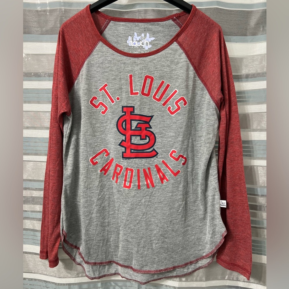 St. Louis Cardinals Women’s Tee and Tin Sign - Picture 2 of 16